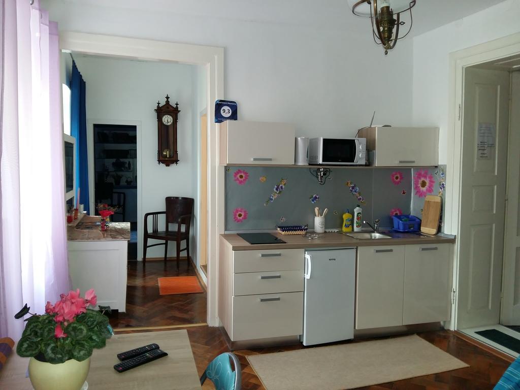 Apartment Eleonora Senj  Exteriör bild